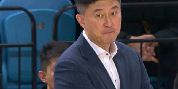 开云-2米26中锋打出CBA巨星水平！砍24分14板 球迷：杜锋怎么看？