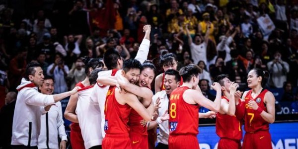 开云在线-半决赛依旧祭出10人轮转 中国女篮深度优势被低估