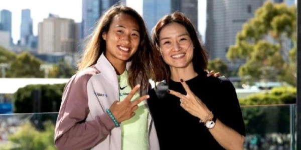 开云在线-李娜教导郑钦文：“简单点就好，不用想太多”