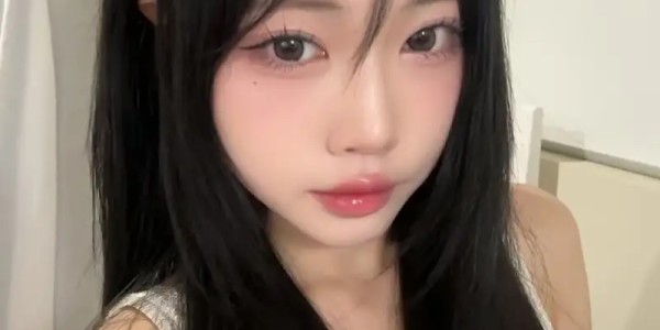 卡莎cos：韩国MSI是吧，那先研究一下韩服