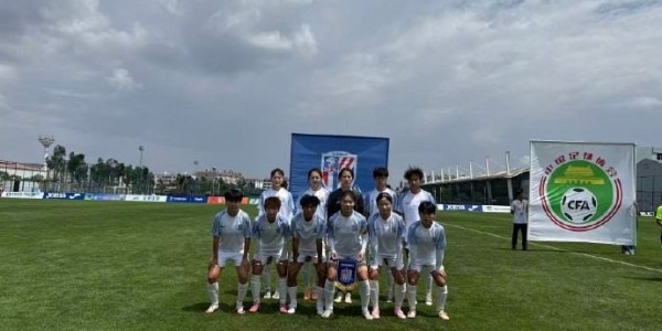 申花上体女足总战绩22轮11胜4平7负，积37分暂列女甲联赛第五